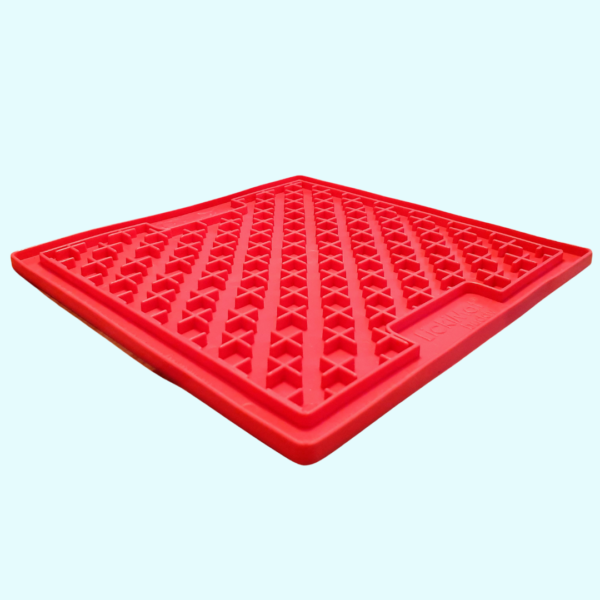 LickiMat® Buddy™ pink lick mat